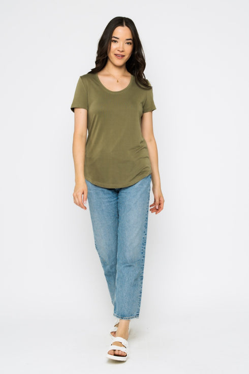Gemma-Scoop Tee